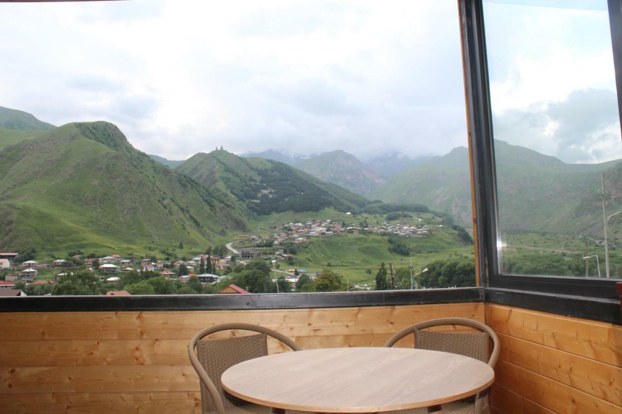 Rustaveli St11 Hotell Kazbegi Eksteriør bilde